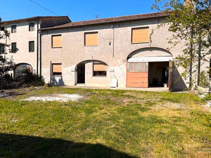 Casa con 6 locali in vendita in Scaltenigo, Mirano