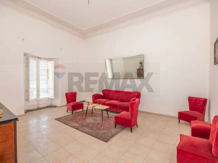 Appartamento con 6 locali in vendita in Via Montalto, Centro, Caltagirone