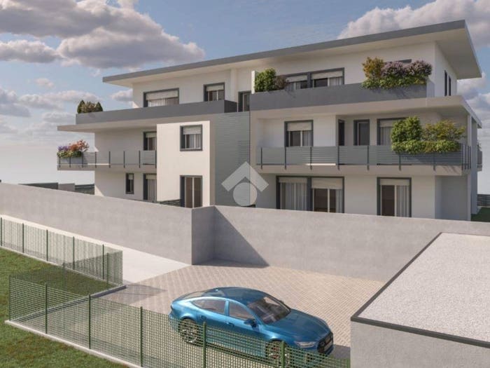 Appartamento trilocale in vendita in Via Monte Grappa, Centro, Limbiate