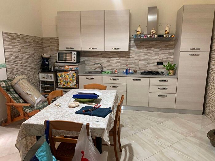Appartamento con 5 locali in vendita in Via Iovara, Casagiove