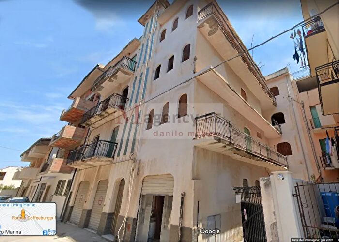 Appartamento bilocale in vendita in Via Casa Savoia, Reggio Calabria