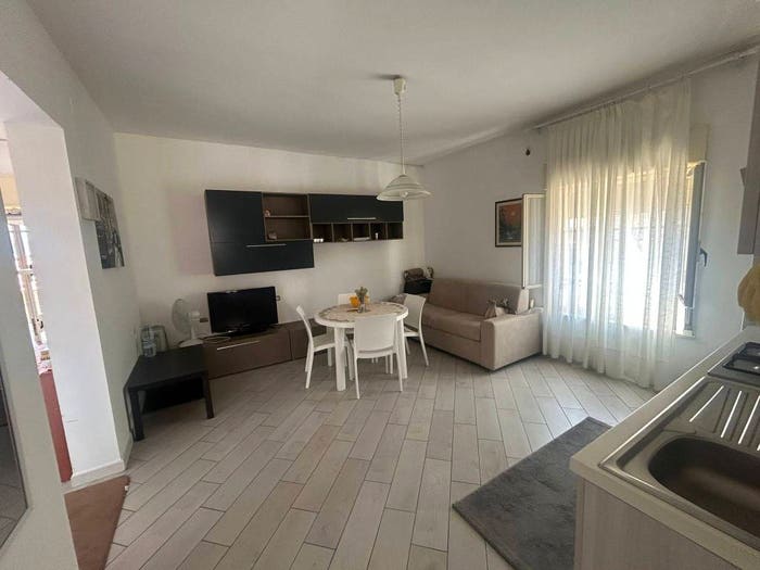Appartamento bilocale in vendita in Viale Aranci, Giostra, Messina