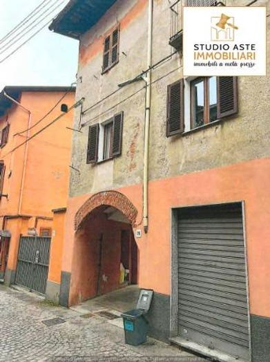 Appartamento quadrilocale in vendita in Via Federico Rosazza, Chiavazza, Biella
