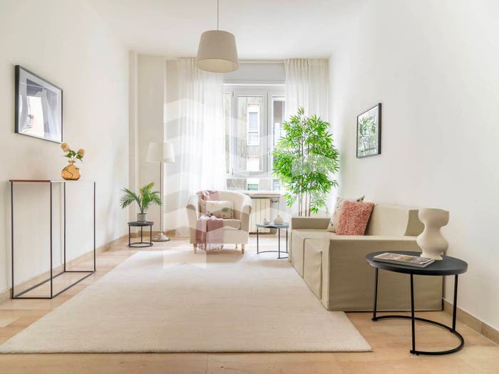 Appartamento trilocale in vendita in Via Oglio, Corvetto, Milano