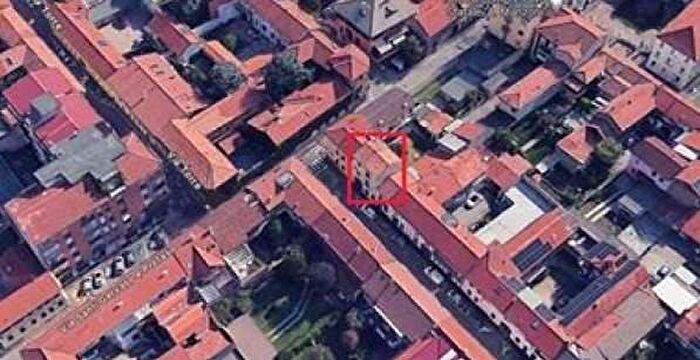 Appartamento trilocale in vendita in Via Giuseppe Garibaldi, Centro, Parabiago