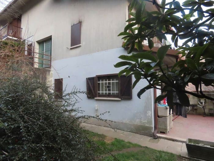 Appartamento bilocale in vendita in Via Massimo D'azeglio, Centro, Ballabio