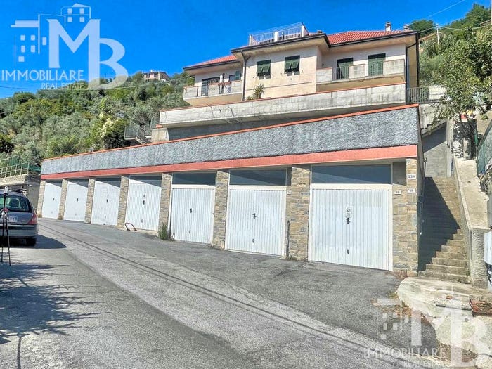 Appartamento trilocale in vendita in Via Serro, Testana, Avegno