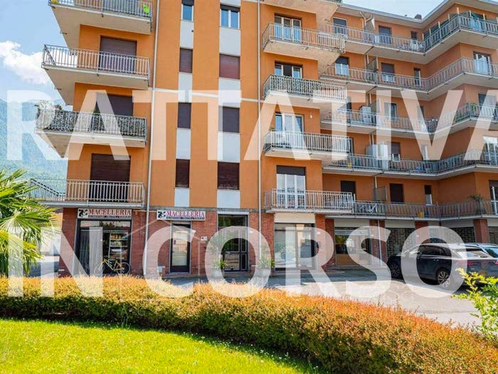 Appartamento bilocale in vendita in Largo San Giorgio, Colico Piano, Colico