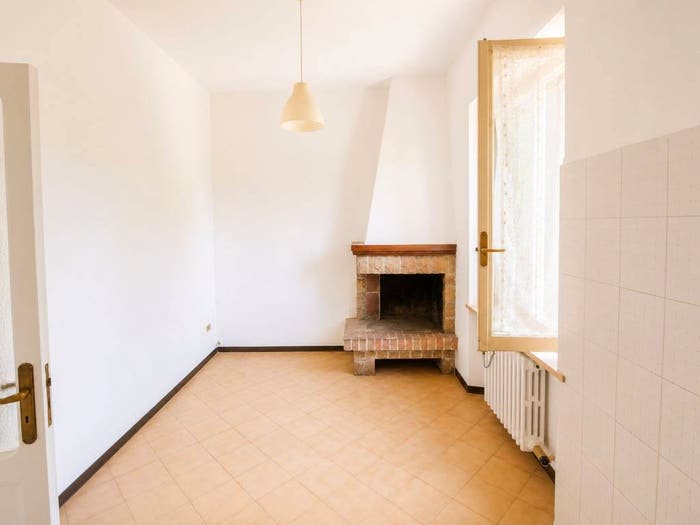 Appartamento trilocale in vendita in Centro, Serra San Quirico