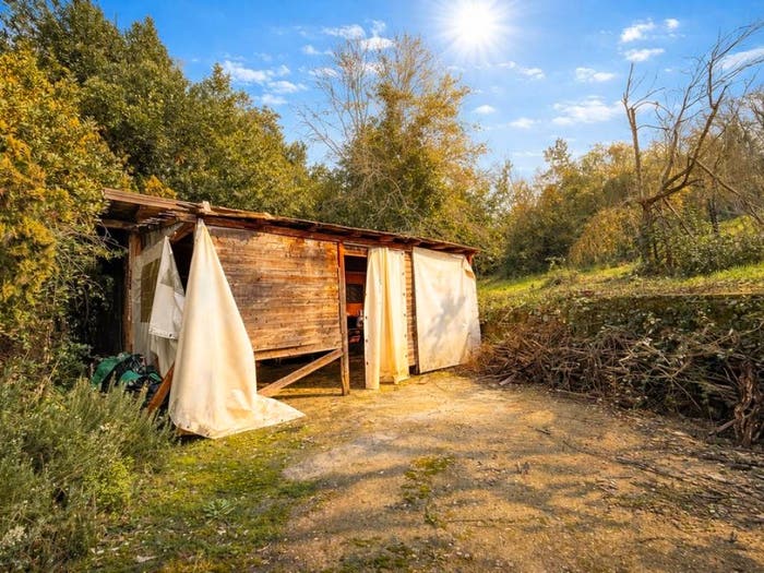 Casa bilocale in vendita in VOCABOLO COLLEPINETO, Magliano Sabina