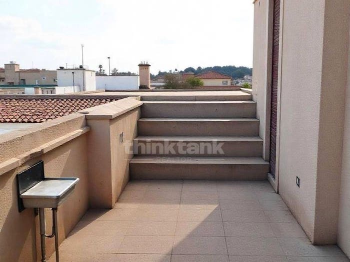 Casa con 6 locali in vendita in via siena, Centro, Avola