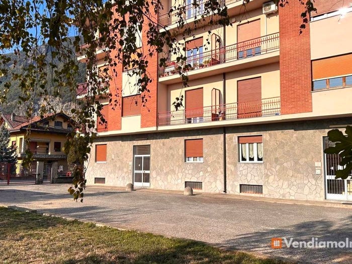 Appartamento trilocale in vendita in Via Torino, Centro, Sant'Ambrogio di Torino