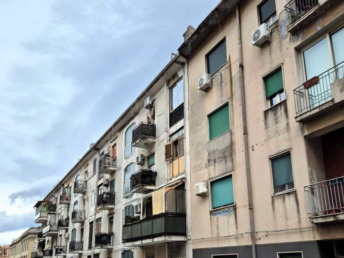 Appartamento trilocale in vendita in Via Giuseppe Parini, Giostra, Messina