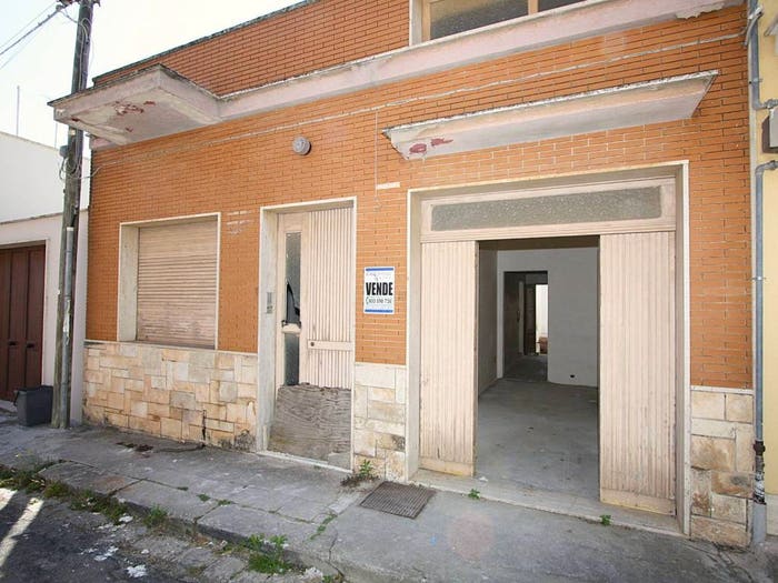 Casa quadrilocale in vendita in Via Forlì, Centro, Galatina