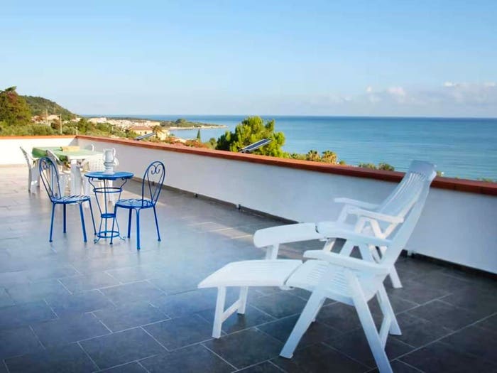 Appartamento trilocale in affitto in Caronia