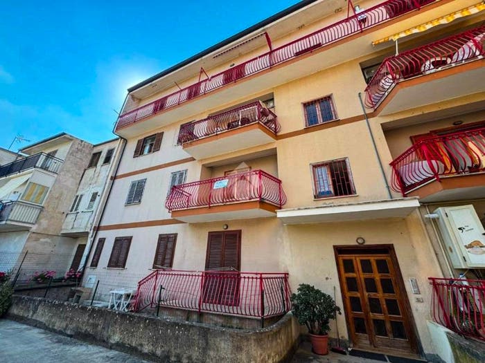 Casa quadrilocale in vendita in Via mercato, Campora San Giovanni, Amantea