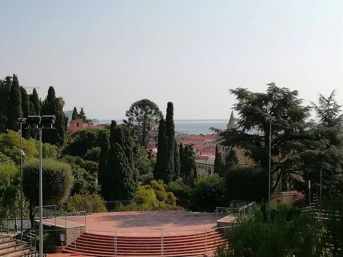 Appartamento con 5 locali in vendita in Regione San Rocco, Parco San Rocco Tetti Rossi Loreto, Alassio