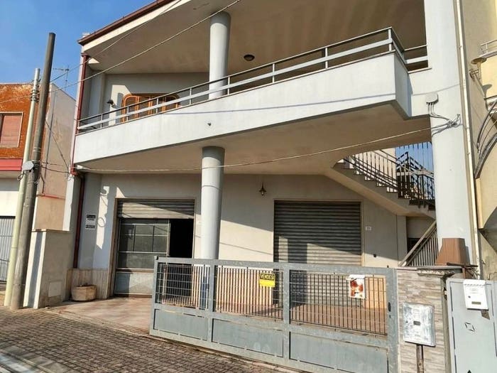 Casa con 6 locali in vendita in Circolare di Giotto, Taurisano