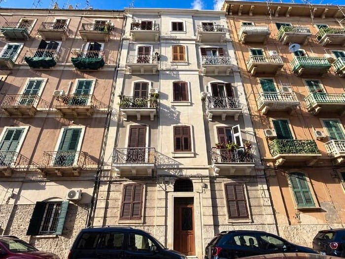 Appartamento con 6 locali in vendita in Via Duca Degli Abruzzi, Borgo, Taranto
