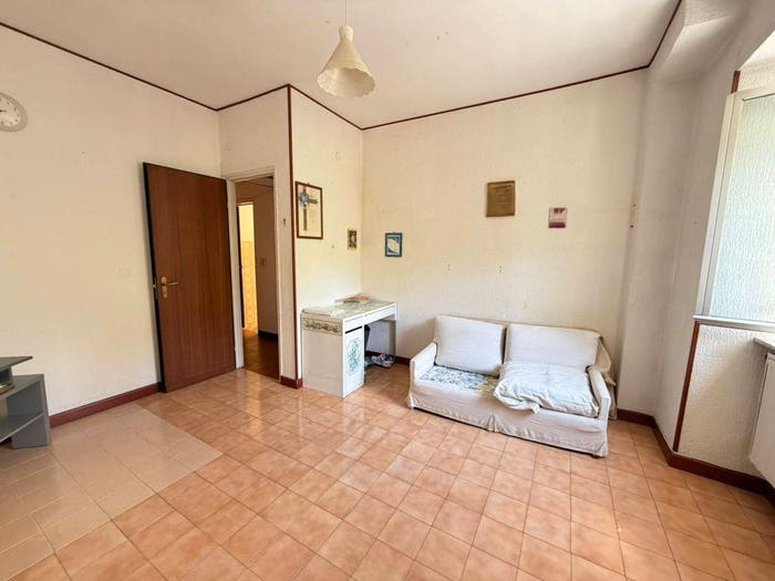 Appartamento trilocale in vendita in Via Primo Cavallieri, Centro, Campomorone
