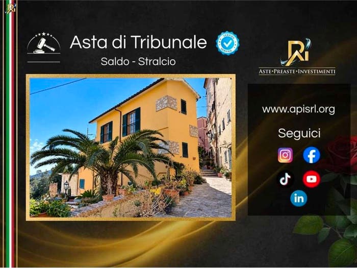 Appartamento trilocale in vendita in Via Zoia, Rio Nell'Elba, Rio