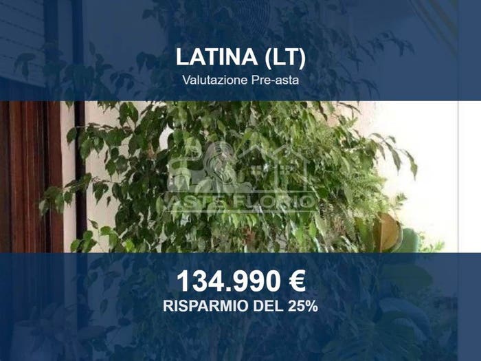 Appartamento con 6 locali in vendita in Via Bruxelles, Centro Centro Storico Nicolosi, Latina