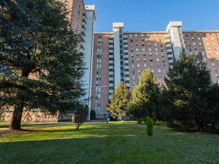 Appartamento quadrilocale in vendita in Via dei Missaglia, Chiesa Rossa, Milano