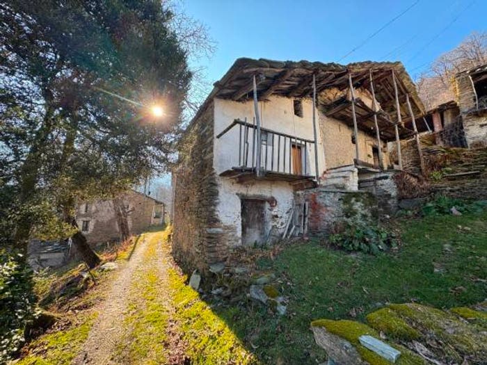 Casa trilocale in vendita in Borgata Borghini, Paesana