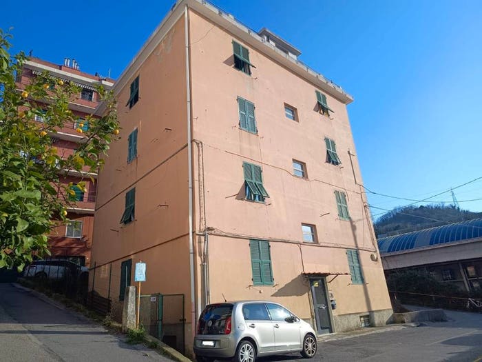Appartamento bilocale in vendita in Via Borzoli, Borzoli, Genova
