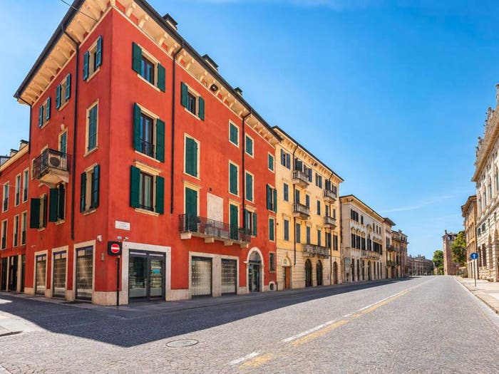 Appartamento con 5 locali in vendita in Vicolo Chiodo, Centro Storico, Verona