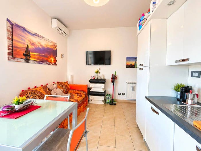 Appartamento bilocale in vendita in Via Oniferi, Rocca Cencia, Roma