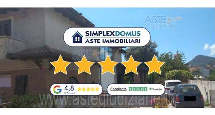 Casa con 6 locali in vendita in Via Giuseppe Garibaldi, Centro, Nocera Superiore