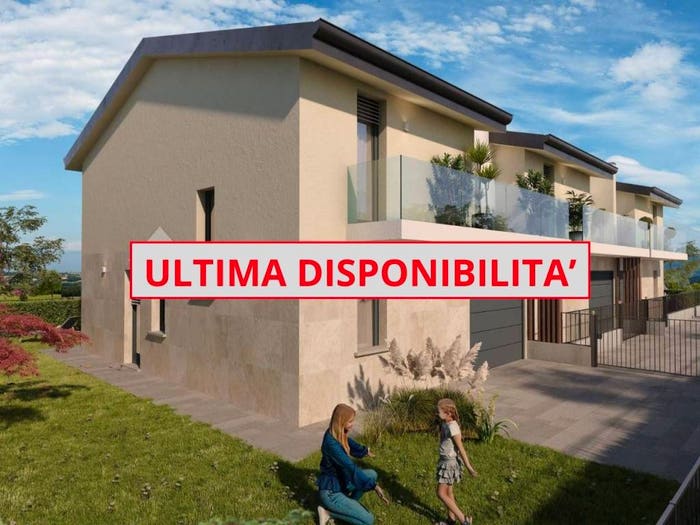 Casa quadrilocale in vendita in Via Montebello, Cermenate
