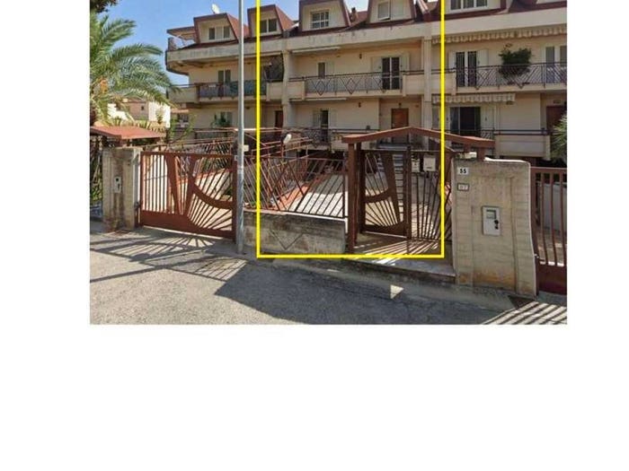Appartamento con 6 locali in vendita in Via Palermo, San Prisco
