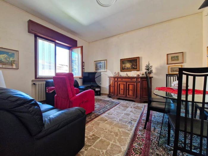 Casa con 6 locali in vendita in Via Giacomo Puccini, Cerese, Borgo Virgilio