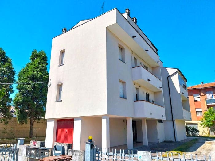 Casa quadrilocale in vendita in Via Cassetti, Centro, Finale Emilia