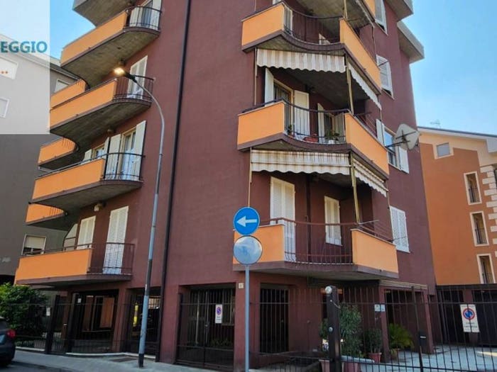 Appartamento trilocale in vendita in Via Venco Boneschi, Centro, Casteggio