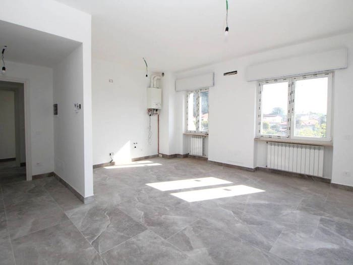 Appartamento trilocale in vendita in Marnate