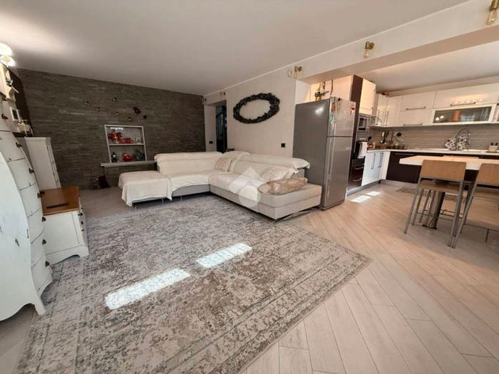 Casa trilocale in vendita in Via Meucci, Abbiategrasso