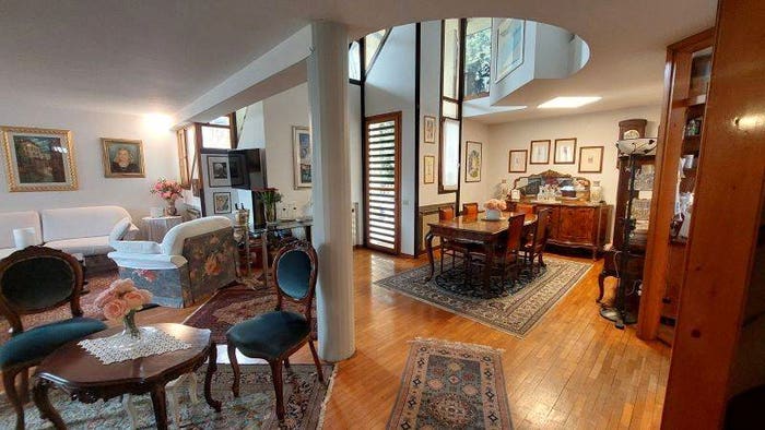 Casa con 5 locali in vendita in Centro, Abano Terme