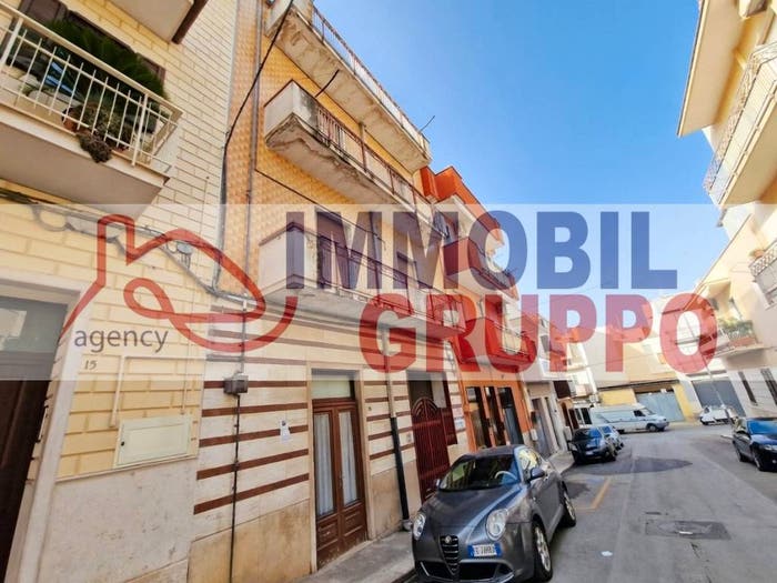 Casa con 6 locali in vendita in Via Sardegna, Monticelli Croci, Andria