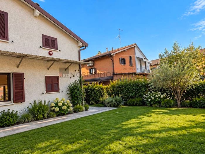 Casa quadrilocale in vendita in Villaggio Badia Via, Villaggio Badia, Brescia