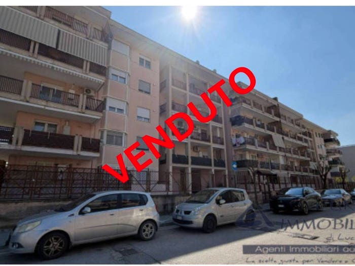 Appartamento bilocale in vendita in Via Aldo Moro, Centro, Maddaloni