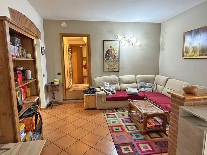Appartamento con 6 locali in vendita in Via Trieste, San Giovanni San Bernardino, Bettola
