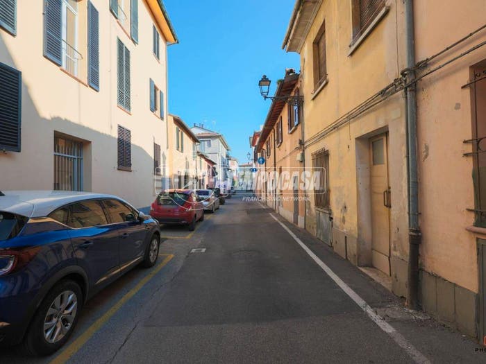 Appartamento quadrilocale in vendita in Via Conti della Bordella, Centro Storico, Imola