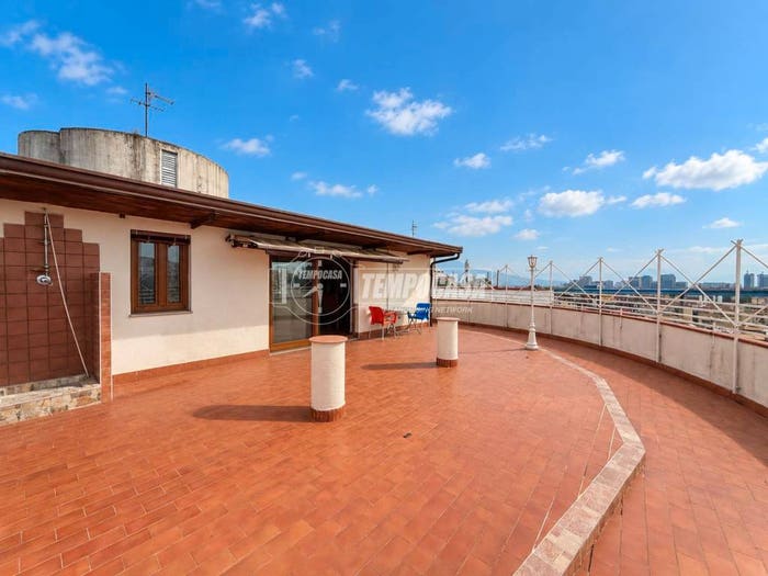 Appartamento bilocale in vendita in Via NICOLA NICOLINI, Ponti Rossi, Napoli