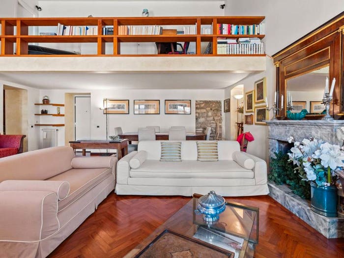 Appartamento trilocale in vendita in Via Paolo Giovio, Centro Storico, Como