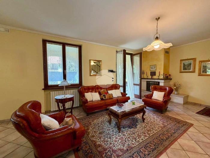 Casa quadrilocale in vendita in Via Cremona, Centro, Borgo San Giacomo