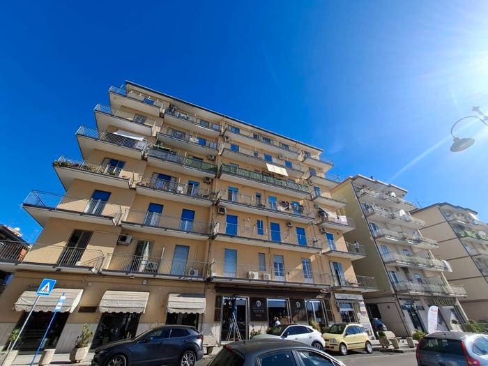 Appartamento quadrilocale in vendita in Via Giuseppe Verdi, Pontecagnano, Pontecagnano Faiano