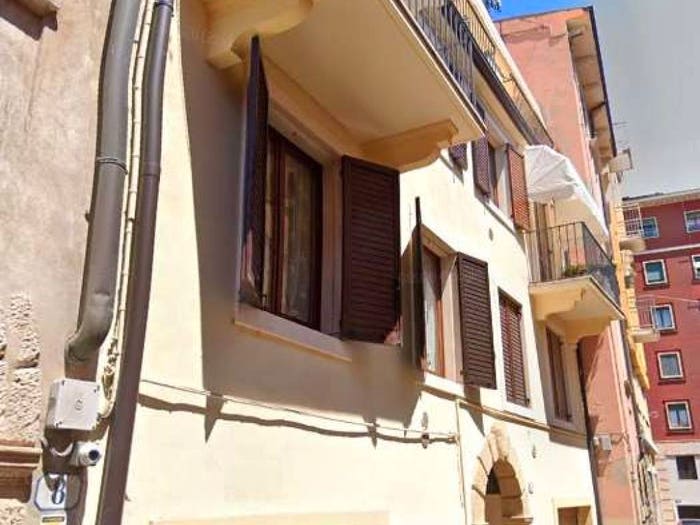 Appartamento con 5 locali in vendita in vicolo Dietro S Andrea B, Centro Storico, Verona